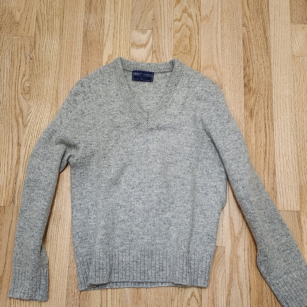 Robert Bruce Heather Gray V-Neck Sweater